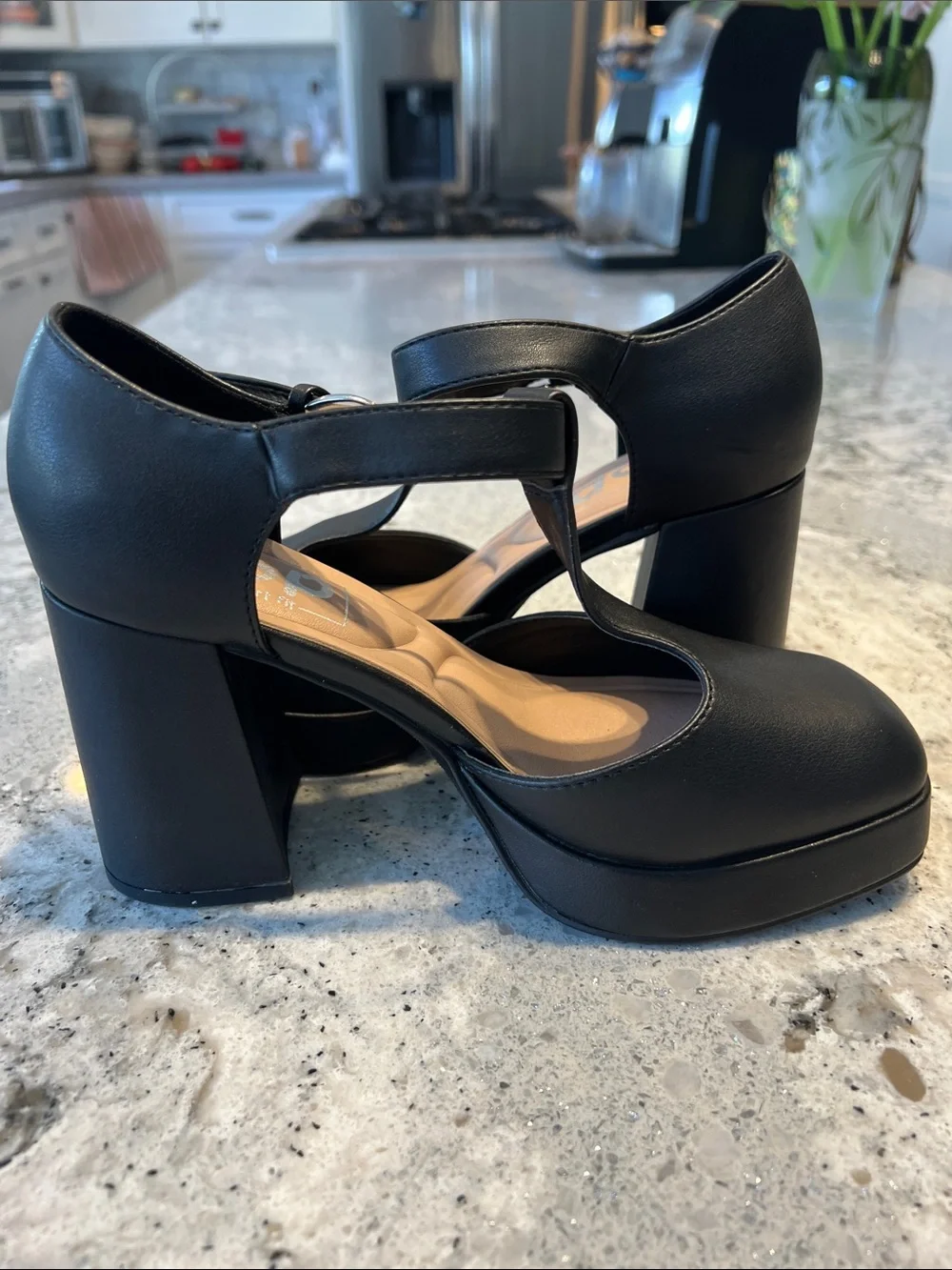 Pop Comfort Fit Black T-Strap Platform Mary Jane Block Heels Size 6 NWOB